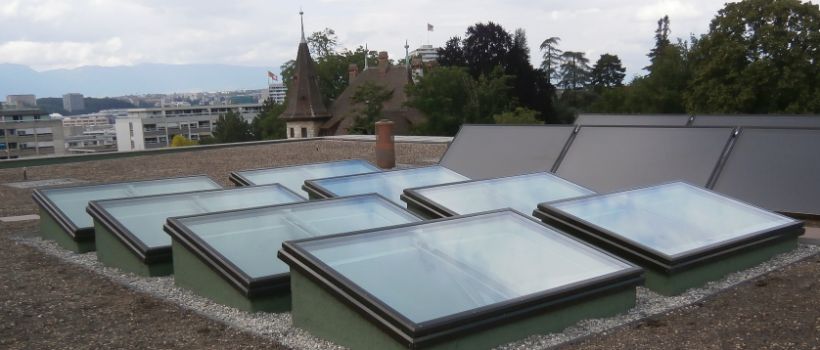 8 fenêtres pour toit plat , école de la Vigne-Rouge, Carouge/GE