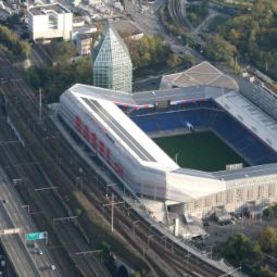 3400 Lichtkuppeln , St. Jakobs Stadion Basel (Joggeli)